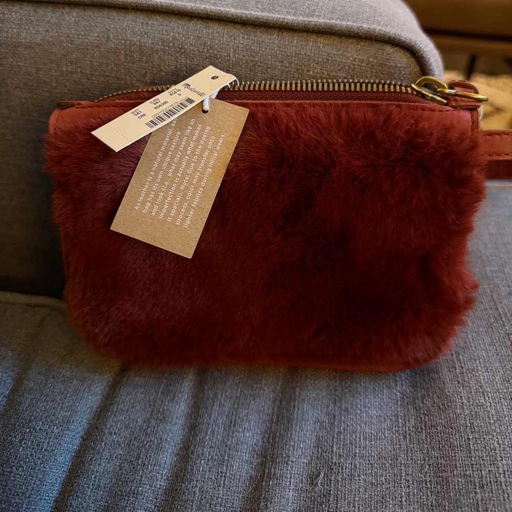 NEW with tags Madewell Red Fur Fanny Pack - Picture 4 of 4